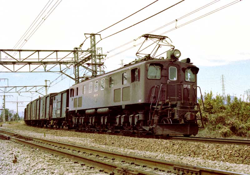 高崎線　EF15