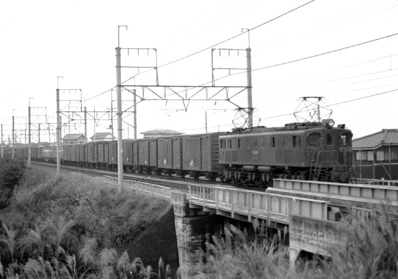 武蔵野線　EF15