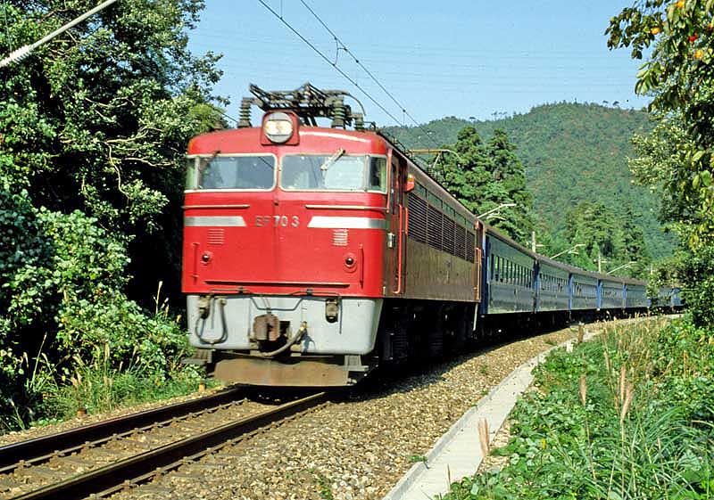 北陸本線　EF70　客車列車
