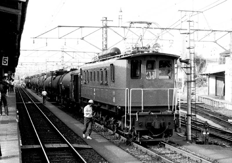 西武鉄道　輸入電気機関車　E52